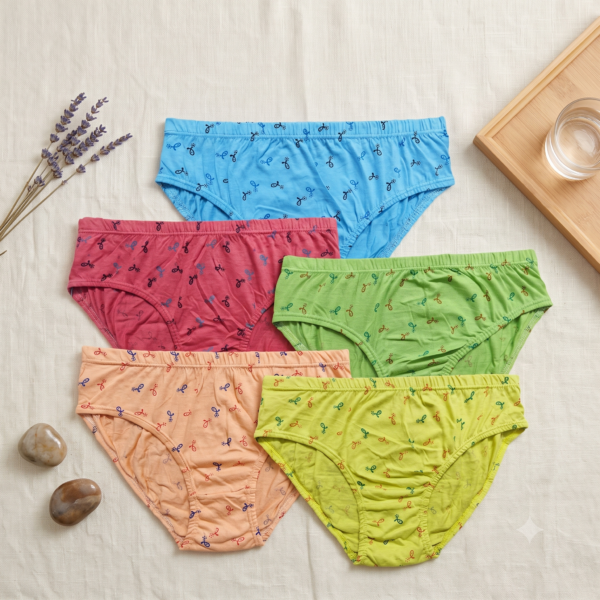 Women's Pure Cotton Soft Dark Color Printed Briefs